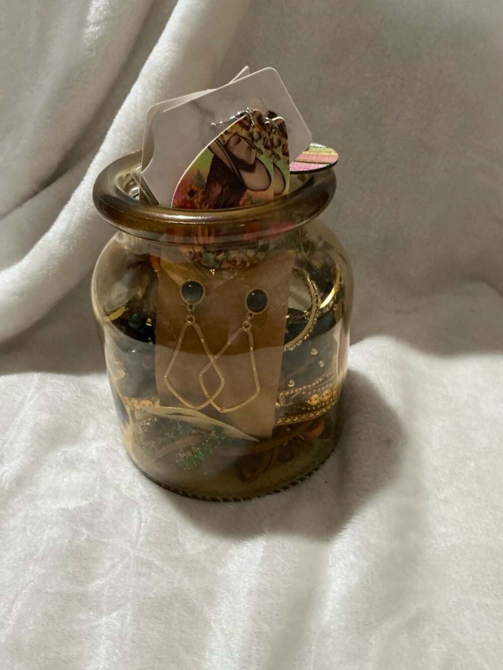 Mystery Jar: Costume Jewelry Earrings Necklaces Bracelets Lot: 1 lb wearable